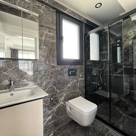 Villa Luxury In Oeluedeniz