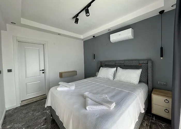 Villa Luxury In Oeluedeniz *